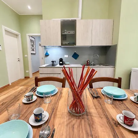 Nettuno - With Private Bathroom In The Center 3* Bolonia