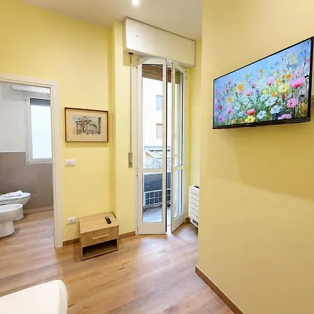 Nettuno - With Private Bathroom In The Center 3* Bolonia