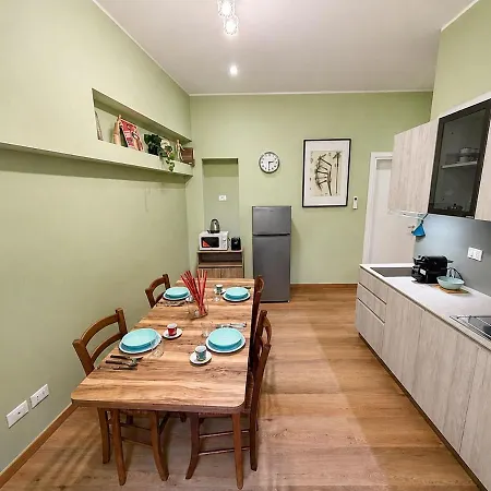 Nettuno - With Private Bathroom In The Center