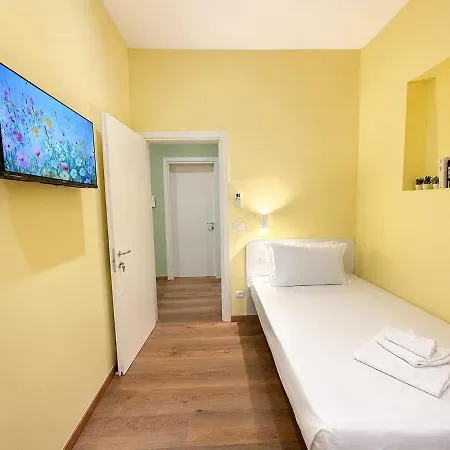 Nettuno - With Private Bathroom In The Center 3*